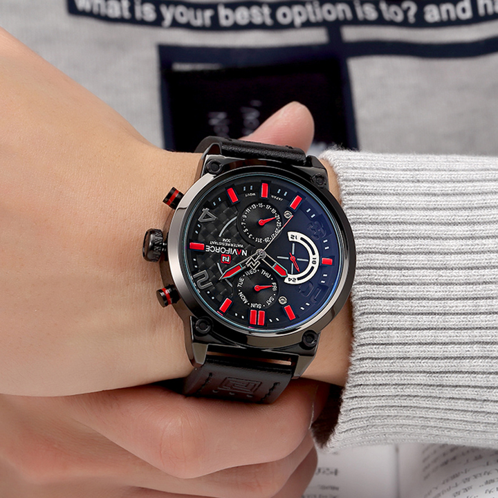 Olsen & Olsen Quartz Date Watch™